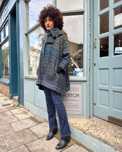 Load image into Gallery viewer, Oversized Open Woven Wool Jacket