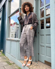 Load image into Gallery viewer, Cropped Shibori Dyed Cotton Trousers with Pockets