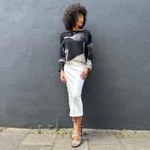 Load image into Gallery viewer, Textured Cotton Silk Pleat Top with Front Pocket