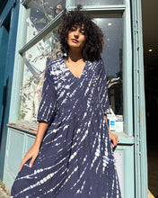 Load image into Gallery viewer, Pleated Cotton Shibori Dress