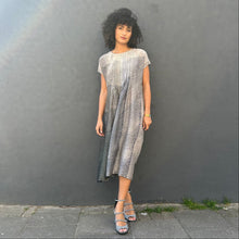 Load image into Gallery viewer, Long Pintuck Shibori Dress with Pockets
