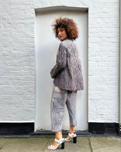 Load image into Gallery viewer, Cropped Shibori Dyed Cotton Trousers with Pockets