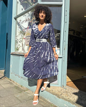 Load image into Gallery viewer, Pleated Cotton Shibori Dress