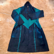 Load image into Gallery viewer, Open Shibori Wool Coat with Front Pockets