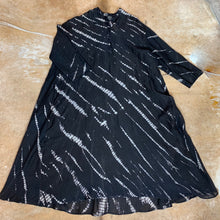 Load image into Gallery viewer, Cotton Silk Shibori Kaftan Dress