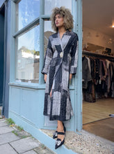 Load image into Gallery viewer, XLong Open A-Line Shibori Silk Coat