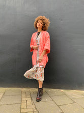 Load image into Gallery viewer, Pink Jacquard Silk Japanese Haori with Pockets