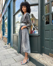 Load image into Gallery viewer, ¾ Sleeve Pintuck Shibori Silk Dress with Pockets
