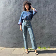 Load image into Gallery viewer, Textured Cotton Silk Pleat Top with Side Slits
