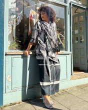 Load image into Gallery viewer, Oversized Square Cotton Silk Shibori Jacket
