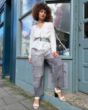 Load image into Gallery viewer, Cropped Shibori Dyed Cotton Trousers with Pockets
