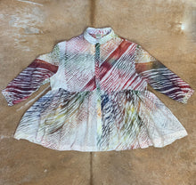 Load image into Gallery viewer, Long Tiered Shibori Dyed Blouse
