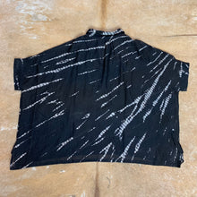Load image into Gallery viewer, Oversized Square Shibori Dyed Shirt
