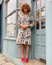 Load image into Gallery viewer, Pleat Front Cotton Shirt Style Dress
