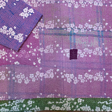Load image into Gallery viewer, Fully Reversible Cropped Lilac Kantha Jacket with White Blossom
