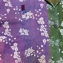Load image into Gallery viewer, Fully Reversible Cropped Lilac Kantha Jacket with White Blossom
