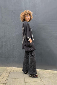 Side view with pocket